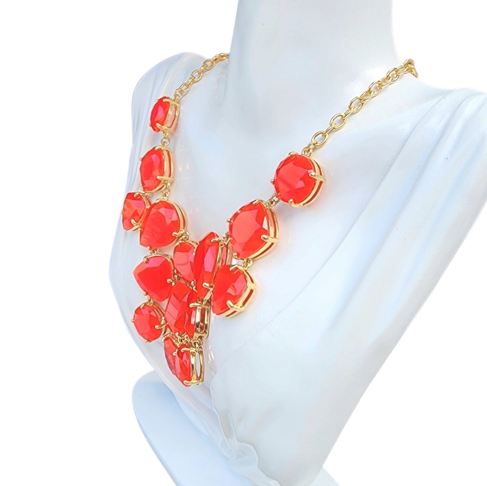Kate Spade Vegas Jewels Facet Cluster Pink Bib Necklace - Picture 8 of 9